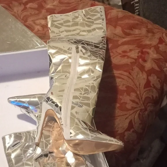 Silver Heeled Boots - Picture 6 of 7